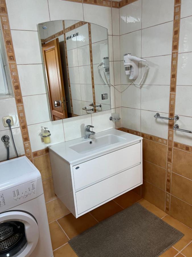 Apartments Loncar-Near Zrce Beach Novalja Bagian luar foto