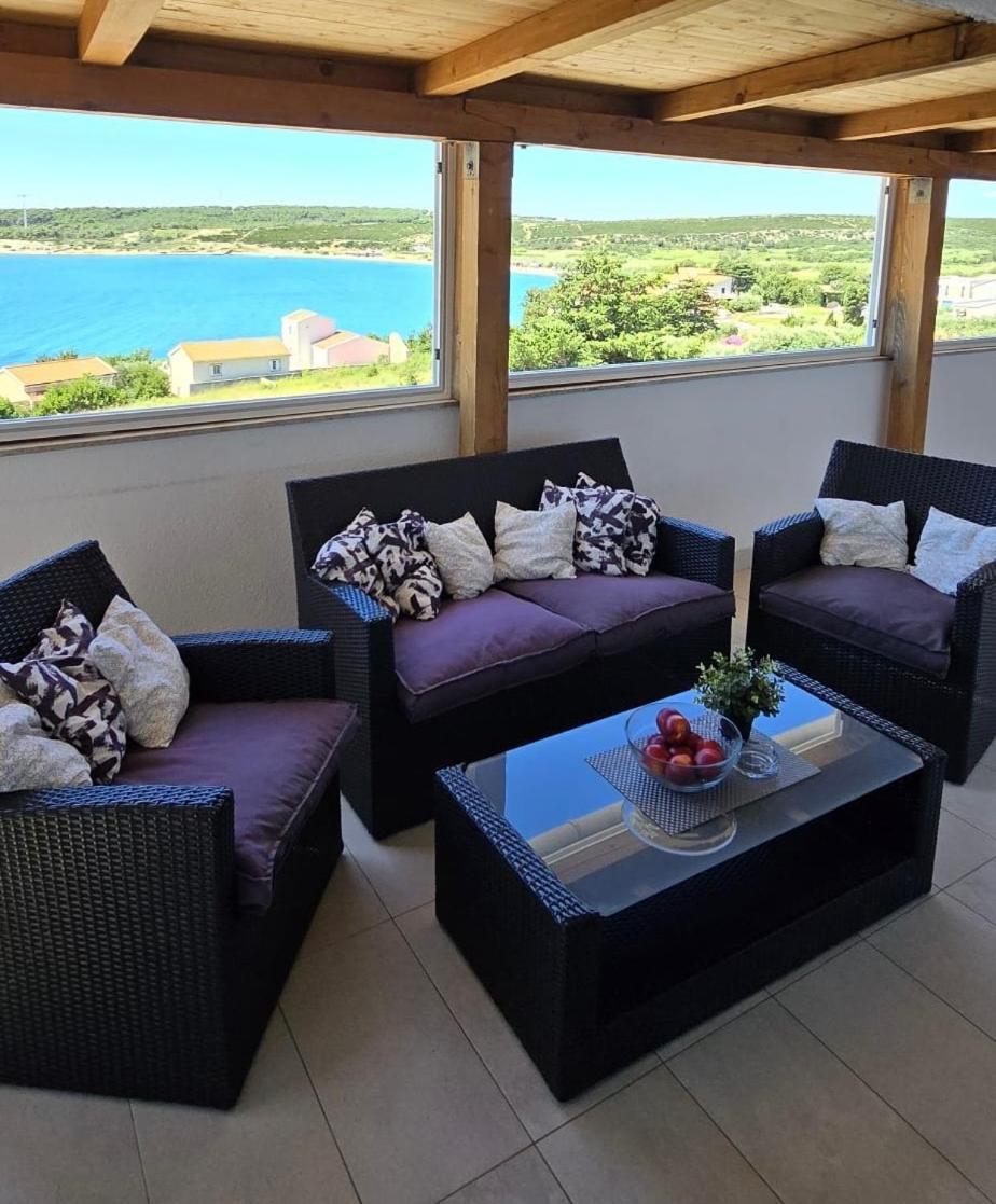 Apartments Loncar-Near Zrce Beach Novalja Bagian luar foto